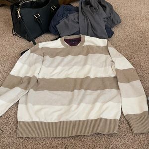 Tommy Hilfiger sweater